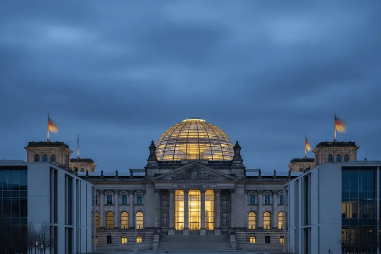 Deutschland 2026: Haushaltskrise, Geopolitik und Konzernumbau