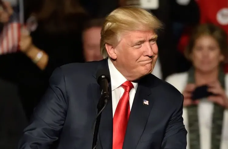 Donald Trump kandidiert offiziell für die US-Präsidentschaftswahl 2024