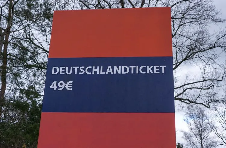 Deutscher Städtetag fordert Finanzierung für 49-Euro-Ticket im öffentlichen Nahverkehr