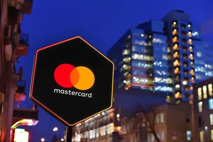 Mastercard bekämpft Fraud mit Künstlicher Intelligenz
