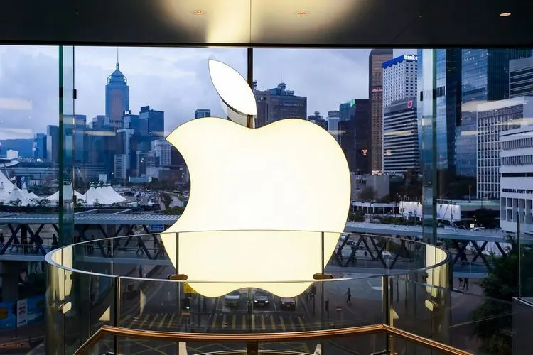 Meistgenutzte Handy-Apps sind üblicherweise von Apple und Alphabet selbst