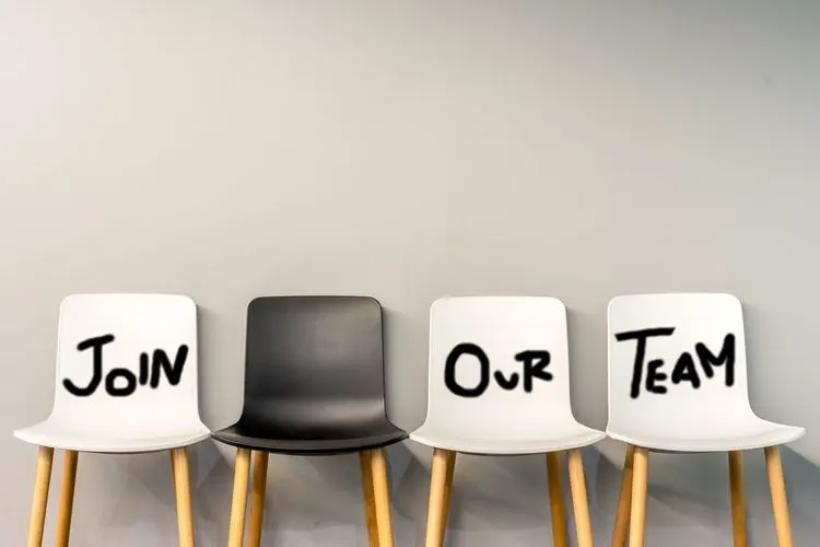 Unternehmen suchen verzweifelt nach Arbeitskräften