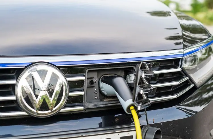 Wirtschaftsministerium erhöht Mittel für E-Auto-Prämie