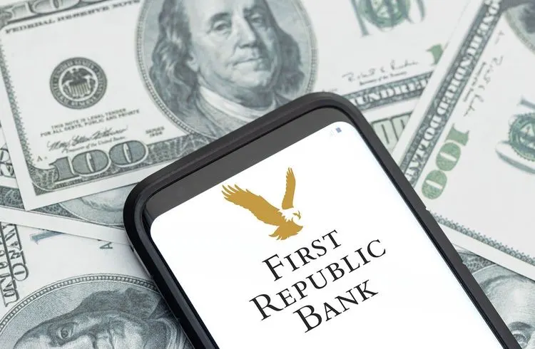 First Republic Bank kämpft um die Existenz