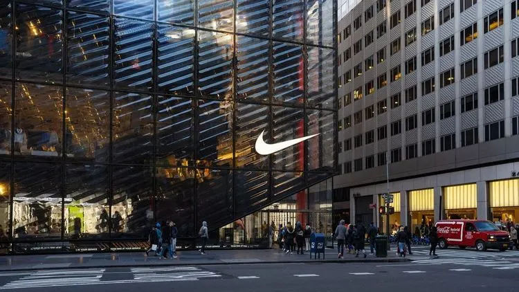 Nike verschärft Maßnahmen gegen den Import von gefälschten Markenwaren