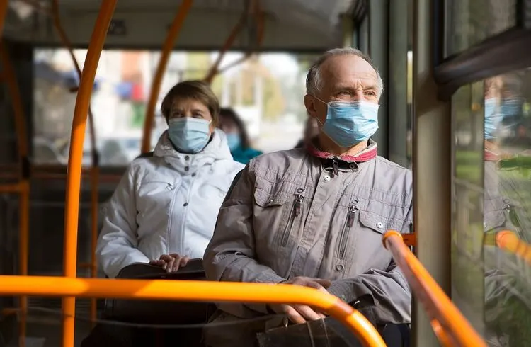 ÖPNV: In Bayern fallen die Masken!