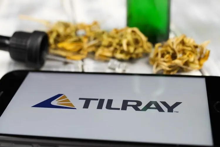 Tilrays Aktionäre stimmen der Fusion mit Aphria zu