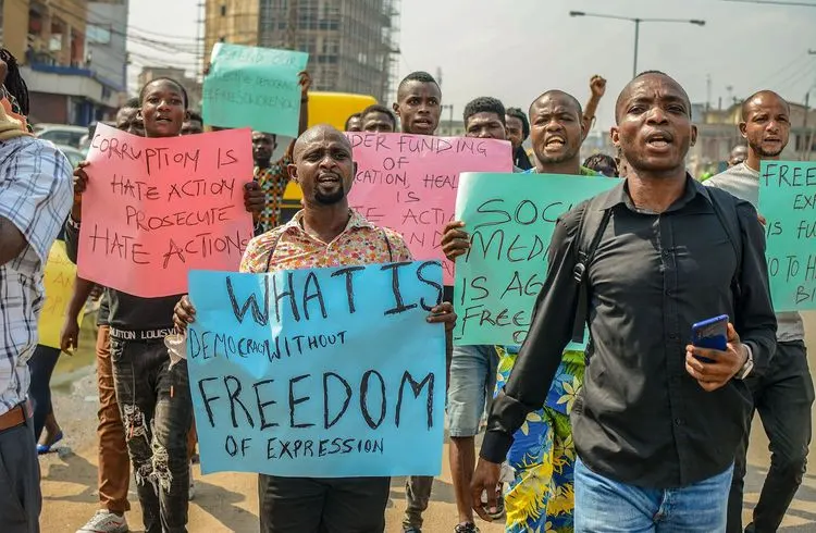 Proteste in Kenia stoppen Steuererhöhungen