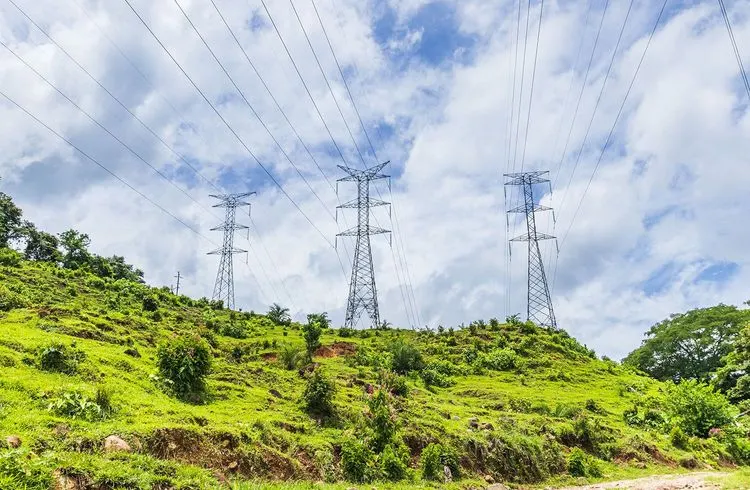 Weniger Strom, mehr Erneuerbare